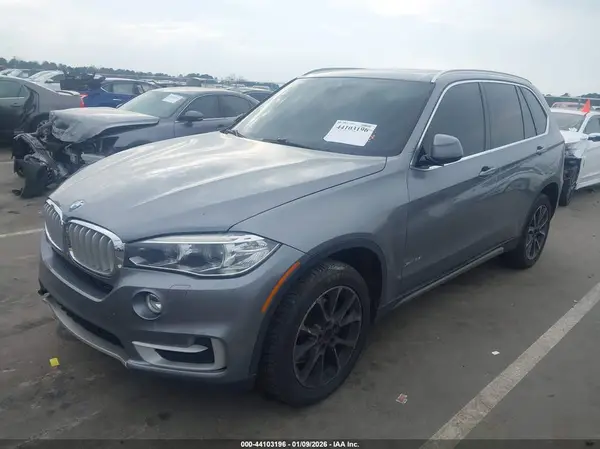 5UXKR0C50H0V49763 2017 BMW X5 - Image 2
