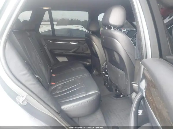 5UXKR0C50H0V49763 2017 BMW X5 - Image 8