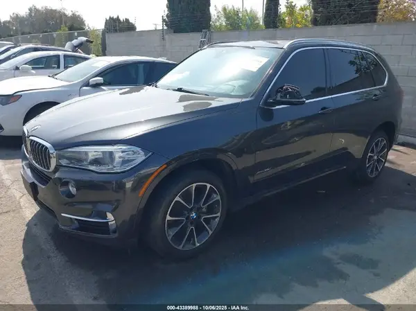 5UXKR0C50H0V50038 2017 BMW X5 - Image 2