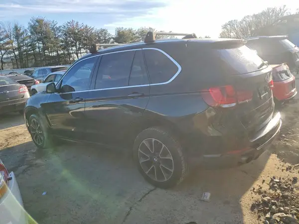 5UXKR0C50H0V65395 2017 BMW X5 - Image 2