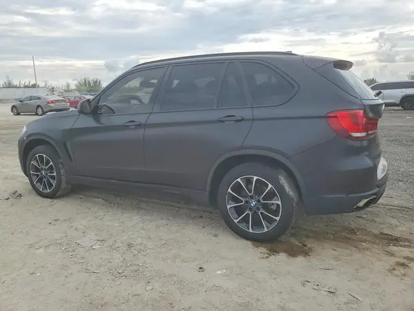 5UXKR0C50J0X83603 2018 BMW X5 - Image 2