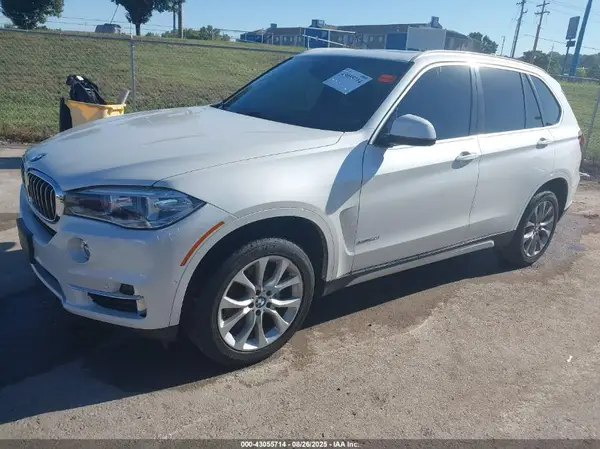 5UXKR0C50J0X84878 2018 BMW X5 - Image 2