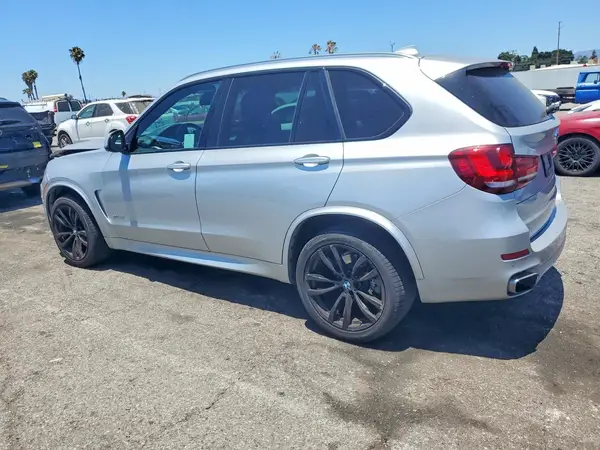 5UXKR0C50J0X88204 2018 BMW X5 - Image 2