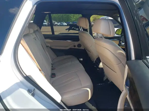 5UXKR0C50J0X89384 2018 BMW X5 - Image 8