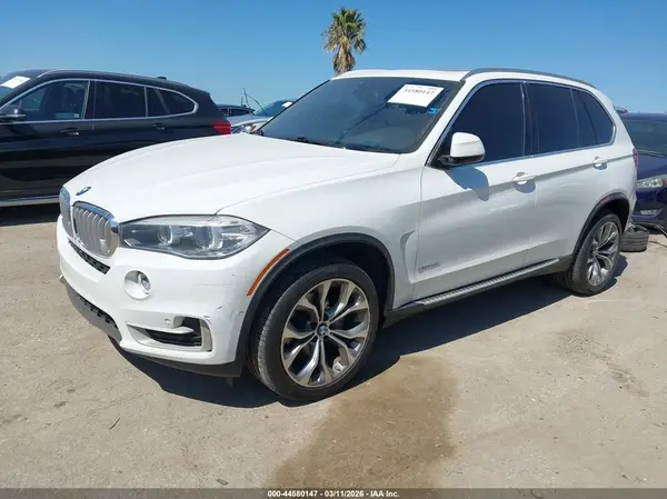 5UXKR0C50J0X89403 2018 BMW X5 - Image 2