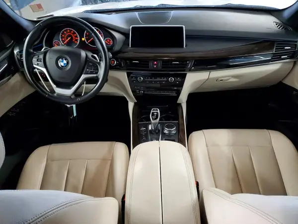 5UXKR0C50J0X93032 2018 BMW X5 - Image 8