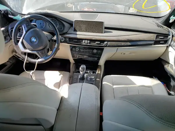 5UXKR0C50J0X93676 2018 BMW X5 - Image 8