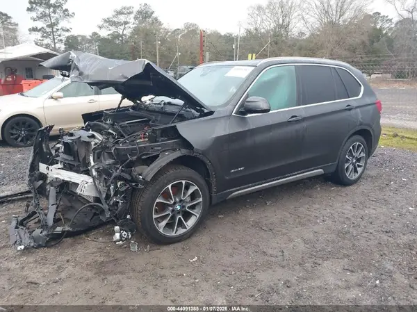 5UXKR0C50J0X94116 2018 BMW X5 - Image 2
