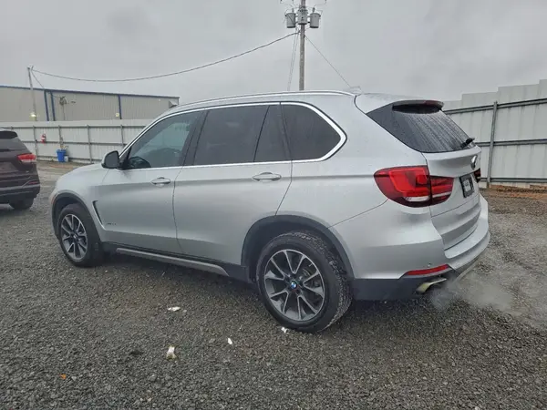 5UXKR0C50J0X95394 2018 BMW X5 - Image 2