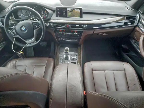 5UXKR0C50J0X95394 2018 BMW X5 - Image 8