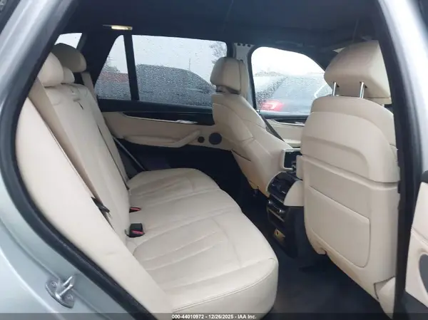 5UXKR0C50J0X96450 2018 BMW X5 - Image 8