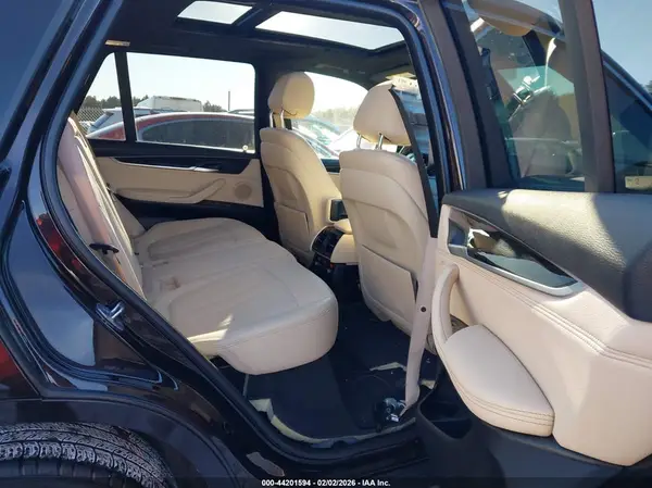 5UXKR0C50J0X96867 2018 BMW X5 - Image 8