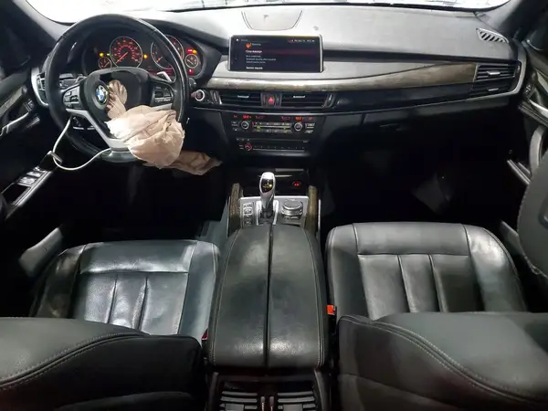 5UXKR0C50J0Y03753 2018 BMW X5 - Image 8