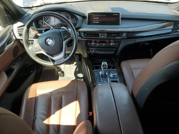 5UXKR0C50J0Y05602 2018 BMW X5 - Image 8