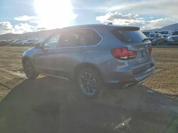 5UXKR0C50J0Y06331 2018 BMW X5 - Image 2