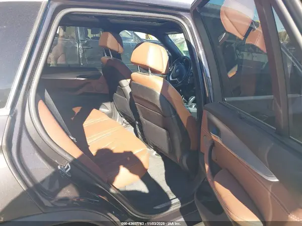 5UXKR0C50JL070327 2018 BMW X5 - Image 8