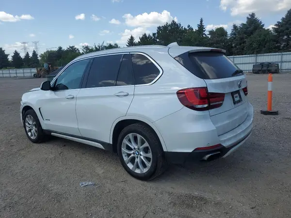 5UXKR0C50JL070635 2018 BMW X5 - Image 2