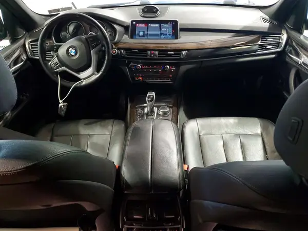 5UXKR0C50JL072045 2018 BMW X5 - Image 8