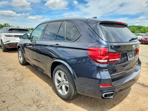 5UXKR0C50JL076239 2018 BMW X5 - Image 2
