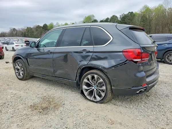 5UXKR0C50JL077018 2018 BMW X5 - Image 2