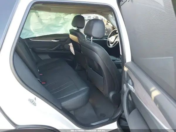 5UXKR0C51G0P20017 2016 BMW X5 - Image 8