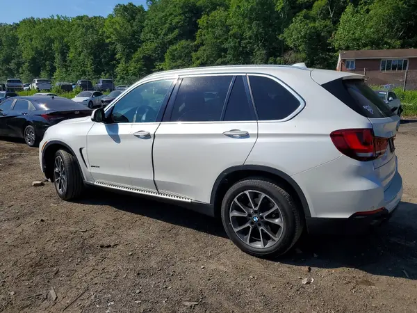 5UXKR0C51G0P21023 2016 BMW X5 - Image 2