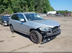5UXKR0C51G0P21586 2016 BMW X5