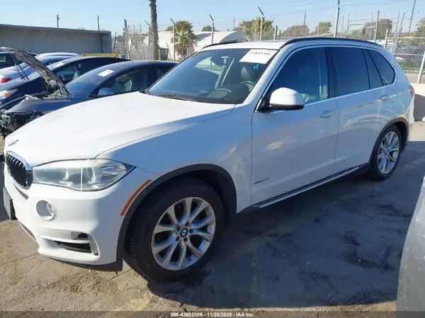 5UXKR0C51G0P21698 2016 BMW X5 - Image 2