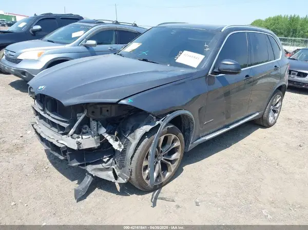 5UXKR0C51G0P22771 2016 BMW X5 - Image 2