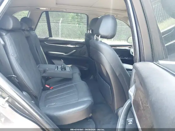 5UXKR0C51G0P22771 2016 BMW X5 - Image 8