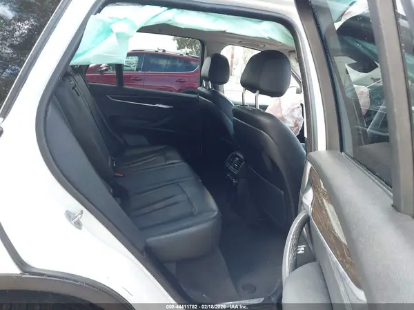 5UXKR0C51G0P27341 2016 BMW X5 - Image 8