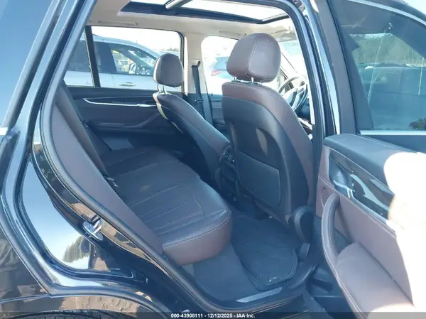 5UXKR0C51G0P28649 2016 BMW X5 - Image 8