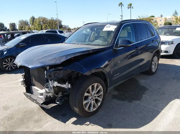 5UXKR0C51G0P32992 2016 BMW X5 - Image 2