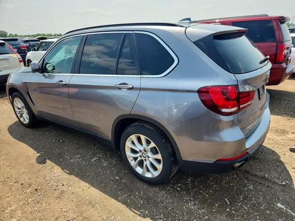 5UXKR0C51G0S87041 2016 BMW X5 - Image 2