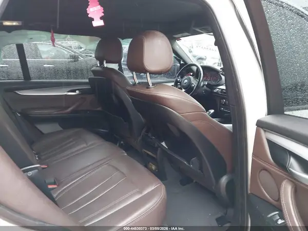 5UXKR0C51G0S88500 2016 BMW X5 - Image 8