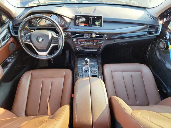 5UXKR0C51G0S89582 2016 BMW X5 - Image 8