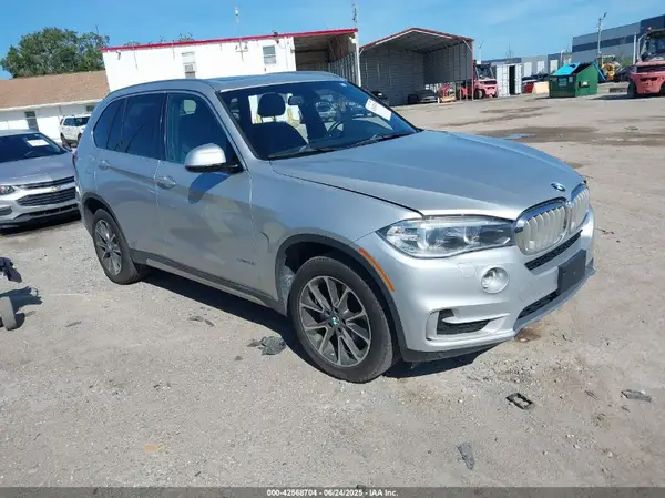 5UXKR0C51H0V50369 2017 BMW X5 - Image 1