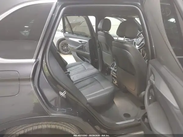 5UXKR0C51H0V65762 2017 BMW X5 - Image 8