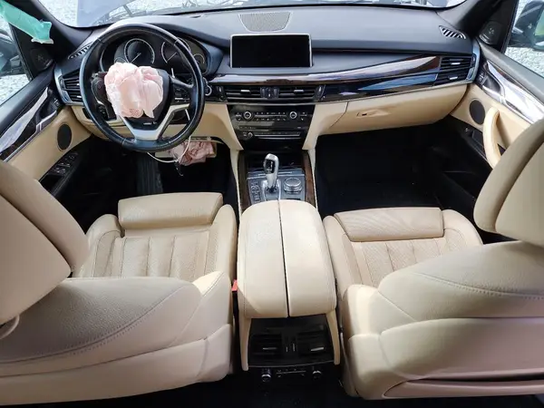 5UXKR0C51H0V66281 2017 BMW X5 - Image 8