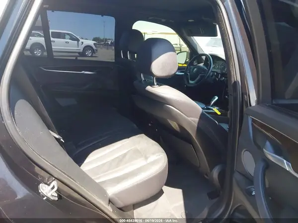 5UXKR0C51H0V68113 2017 BMW X5 - Image 8