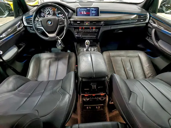 5UXKR0C51J0X84565 2018 BMW X5 - Image 8