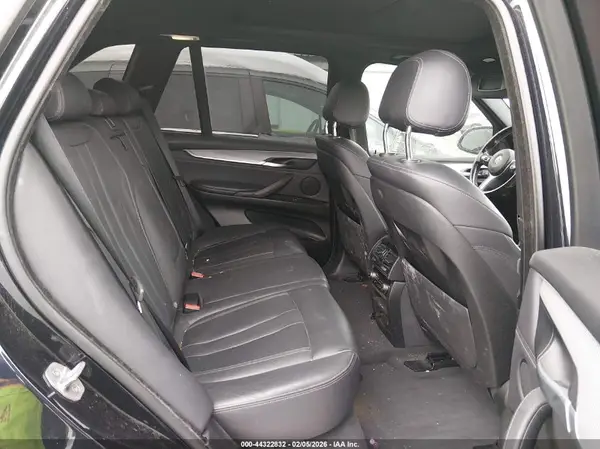 5UXKR0C51J0X87546 2018 BMW X5 - Image 8
