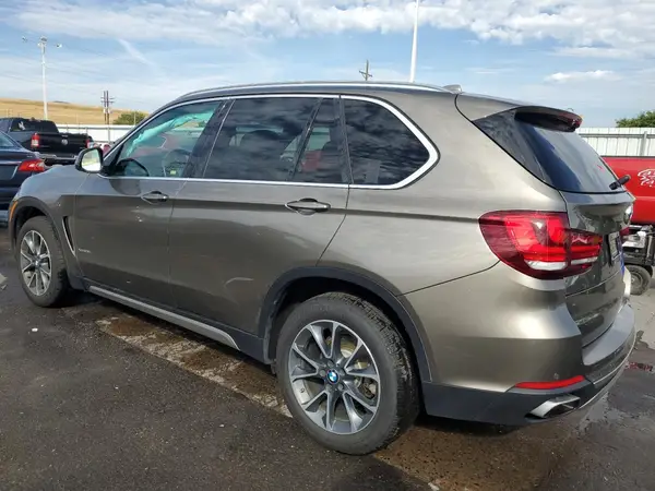 5UXKR0C51J0X88261 2018 BMW X5 - Image 2