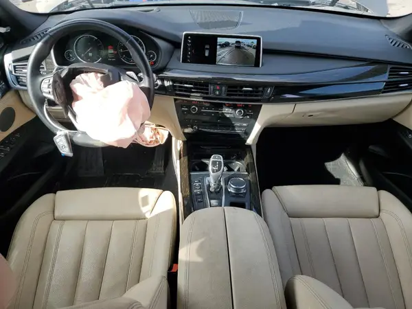 5UXKR0C51J0X88261 2018 BMW X5 - Image 8