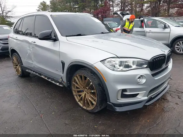 5UXKR0C51J0X92133 2018 BMW X5 - Image 1