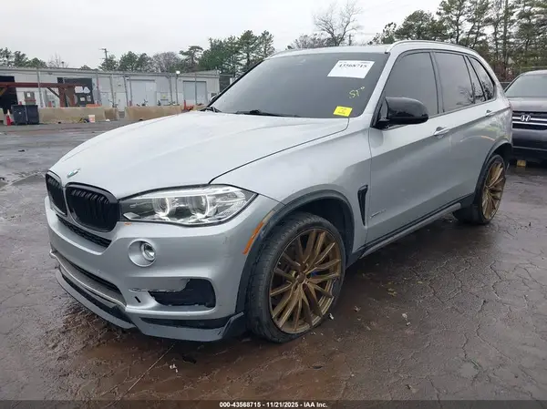 5UXKR0C51J0X92133 2018 BMW X5 - Image 2