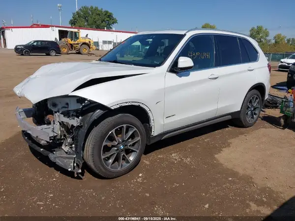 5UXKR0C51J0X95159 2018 BMW X5 - Image 2