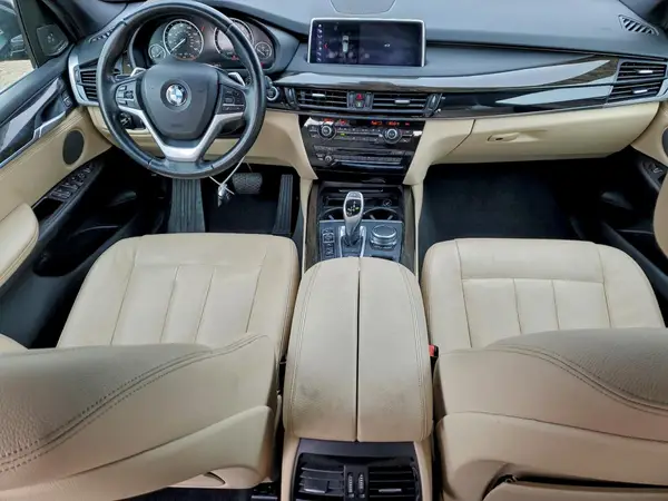 5UXKR0C51J0X97493 2018 BMW X5 - Image 8