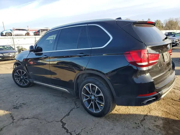 5UXKR0C51J0X99938 2018 BMW X5 - Image 2