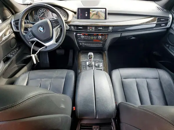 5UXKR0C51J0Y03048 2018 BMW X5 - Image 8